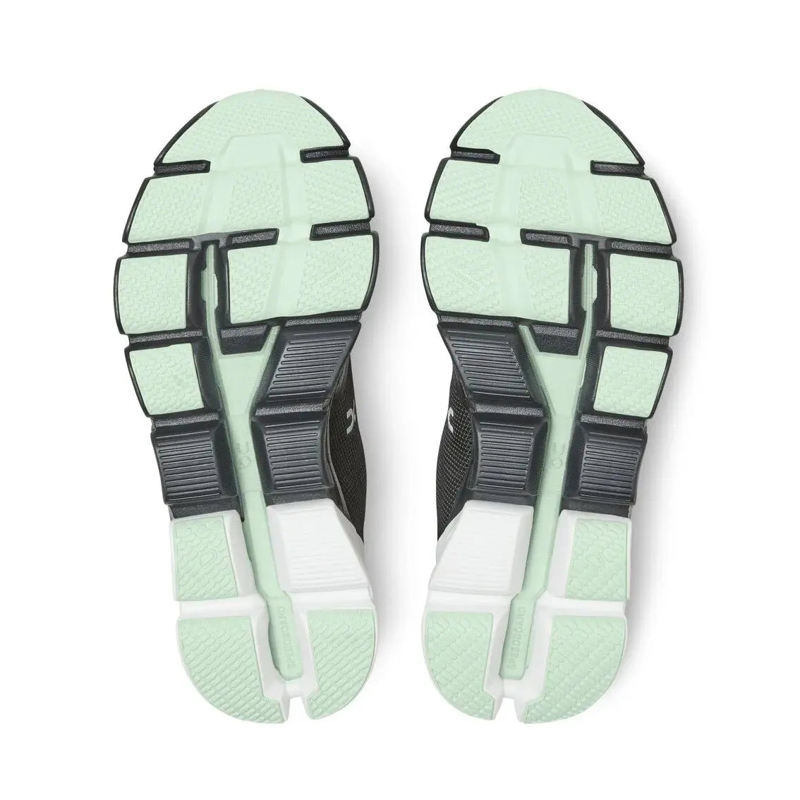 Womens On Running Cloudflyer (Wide) - Black / White