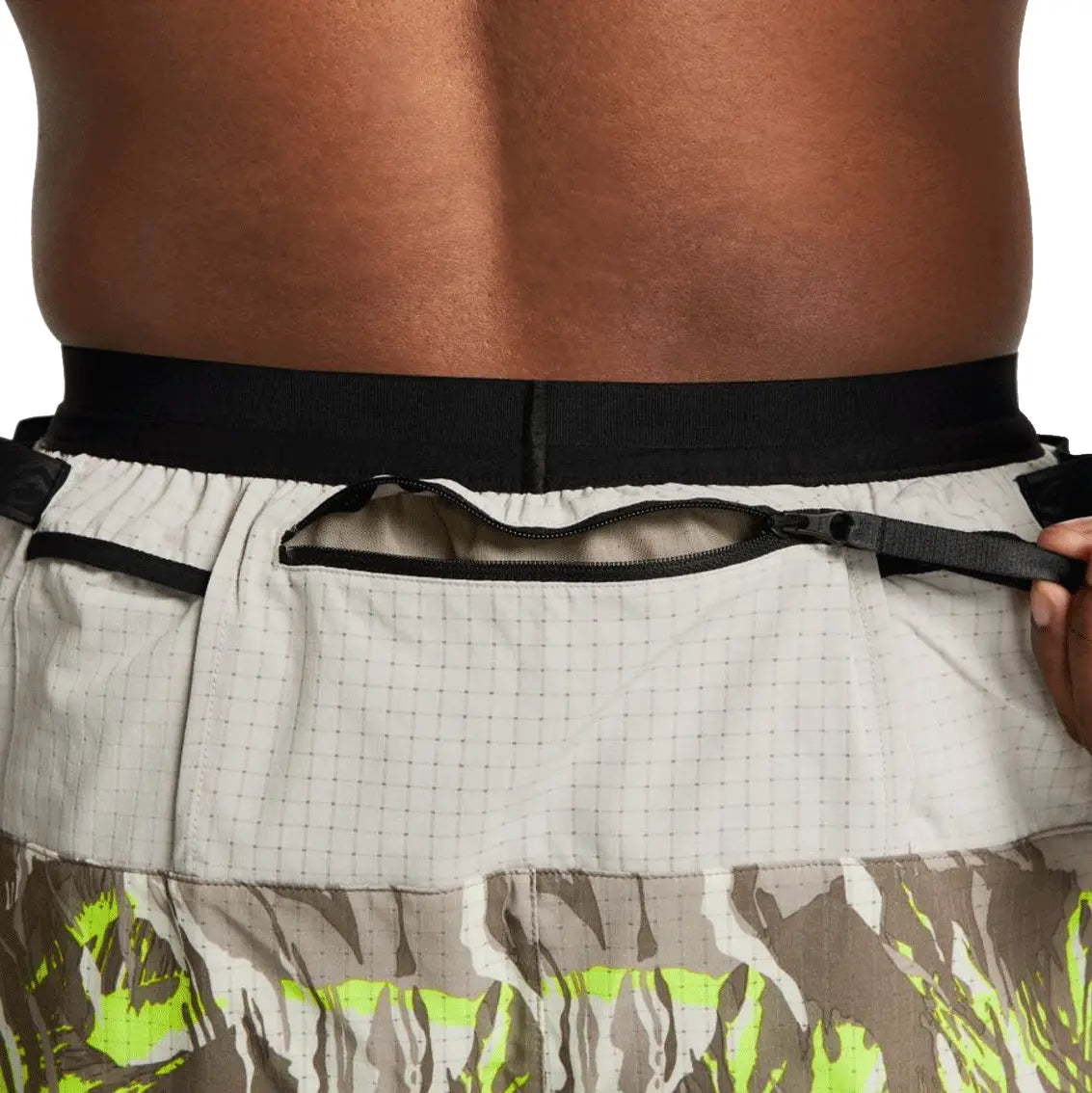 Mens Nike Dri-FIT Flex Stride Trail Shorts -Grey / Green